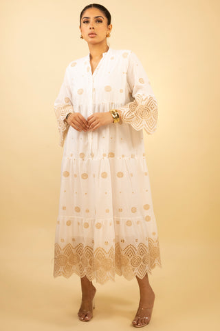 The White Pearlinen Dress
